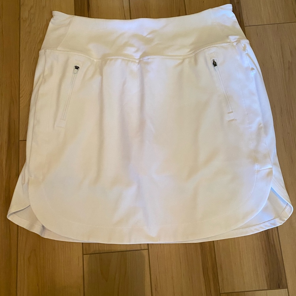 Athleta 18” Fairway Golf Skort size L